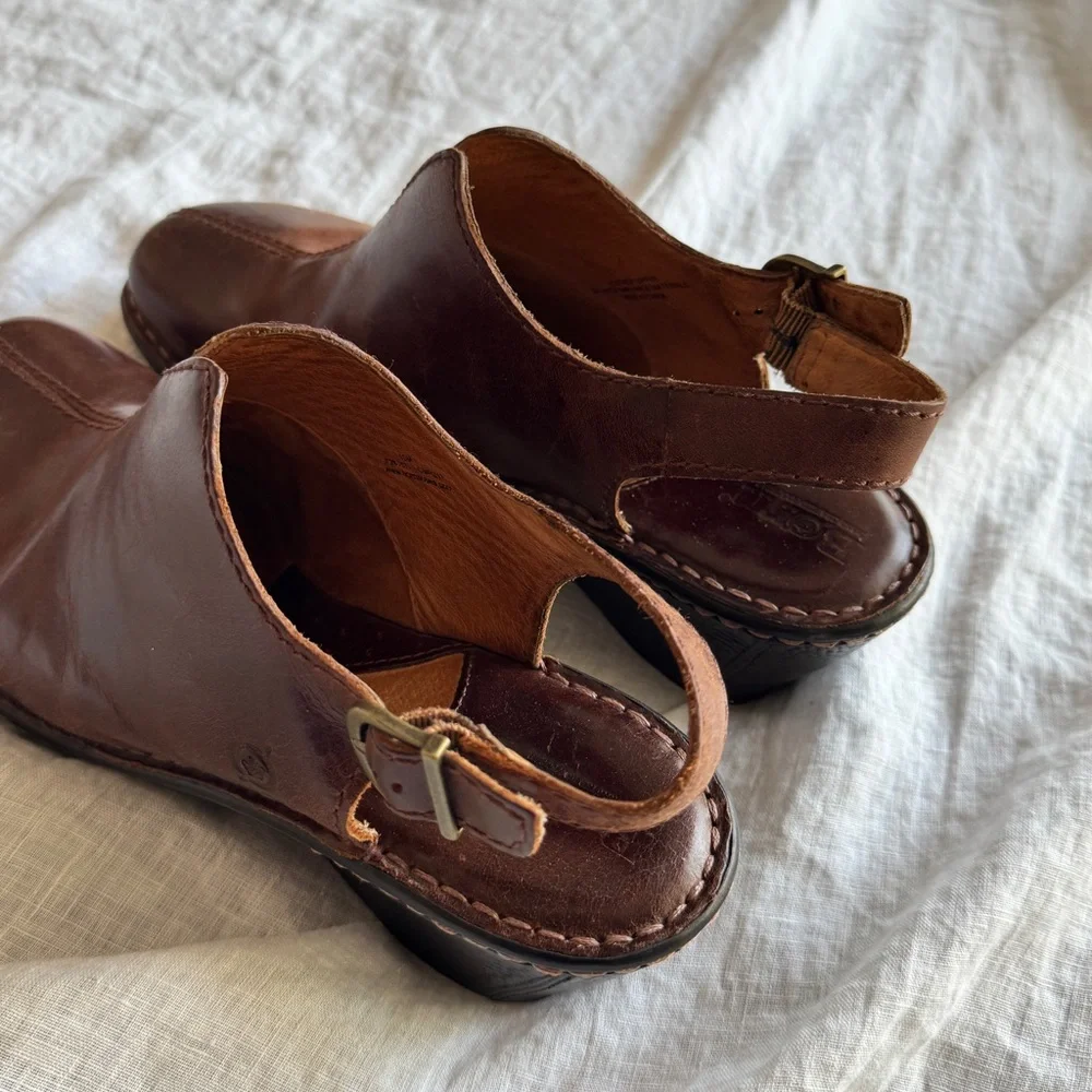 Born Flowers Slingback Wedge Clogs Size 10 Brown Leather